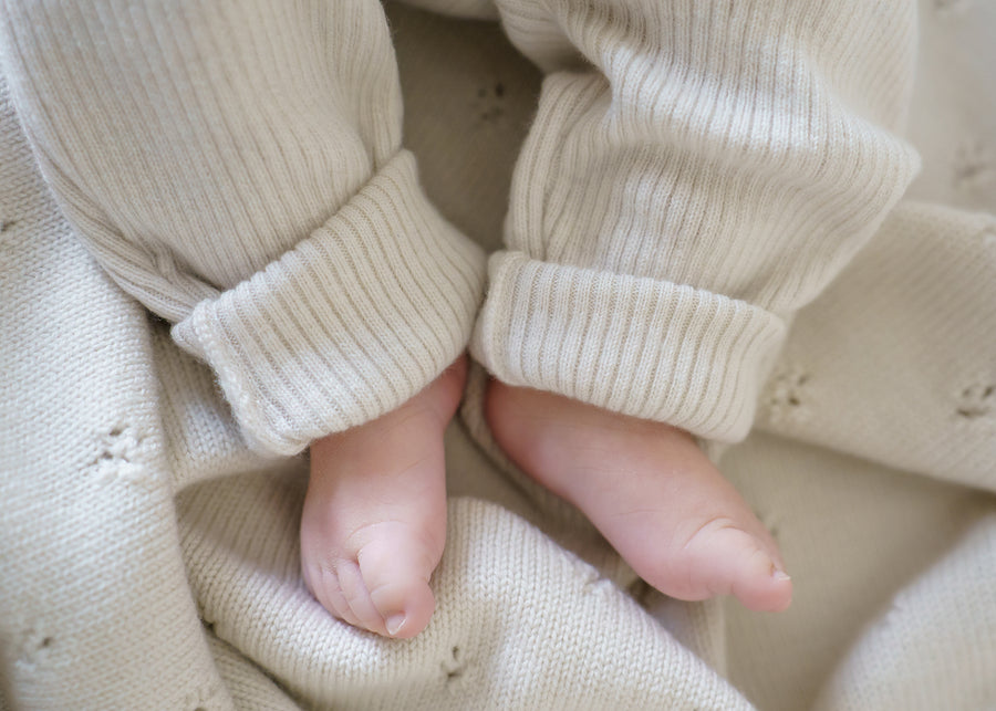 Comfortable ribbed knit pants made from 100% RWS certified merino wool. Soft, stretchy, and breathable, these sustainable baby pants provide warmth without overheating, allowing little ones to move freely every day.