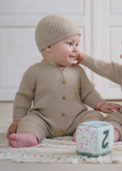 SnuggleSuit Onesie – Sand
